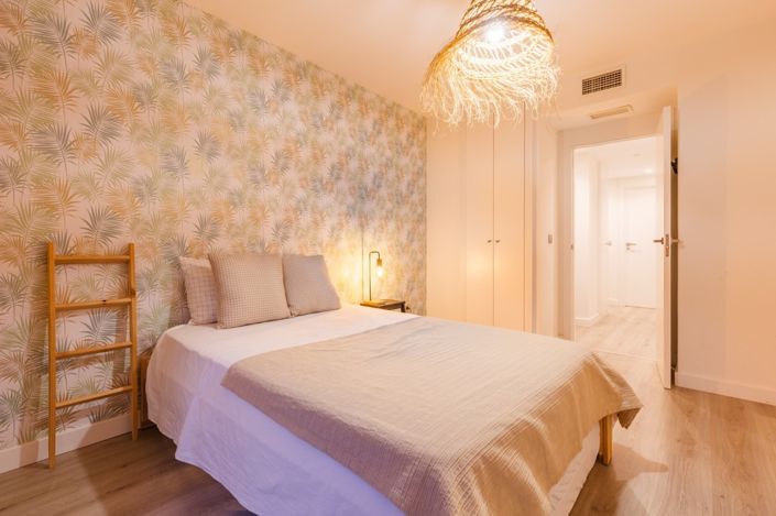 Image No.27-3 Bed Property for sale