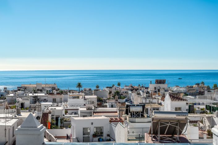 Image No.2-2 Bed Property for sale