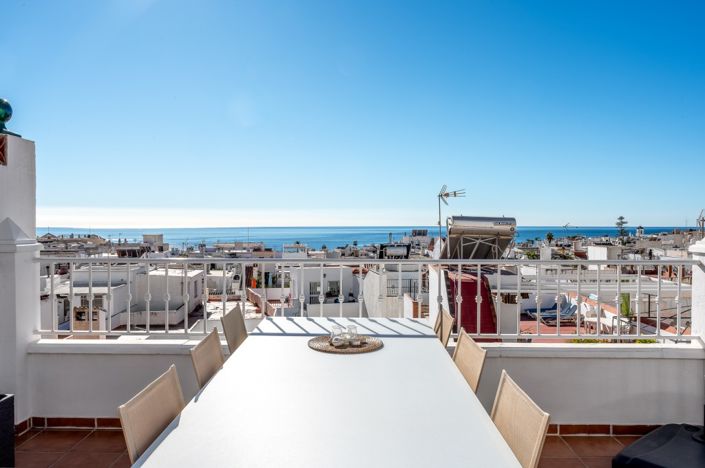 Image No.27-2 Bed Property for sale