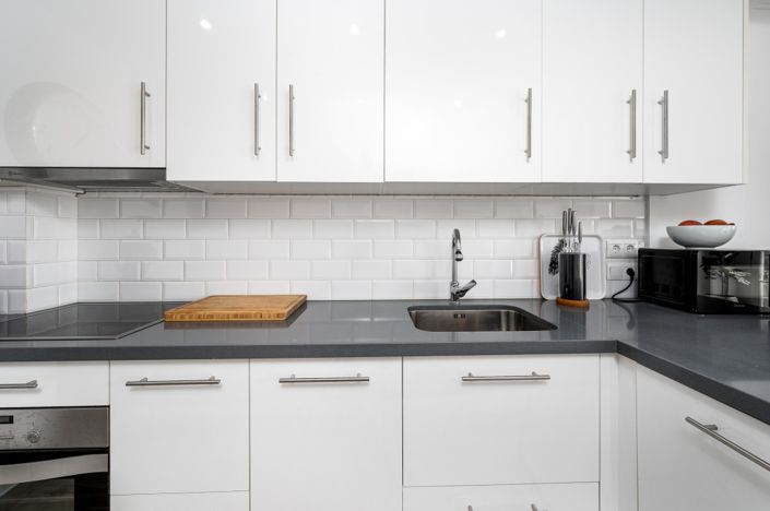 Image No.8-2 Bed Property for sale