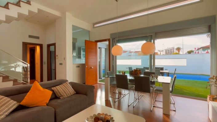 Image No.12-3 Bed Villa for sale