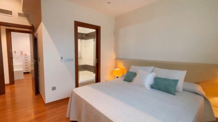 Image No.15-3 Bed Villa for sale