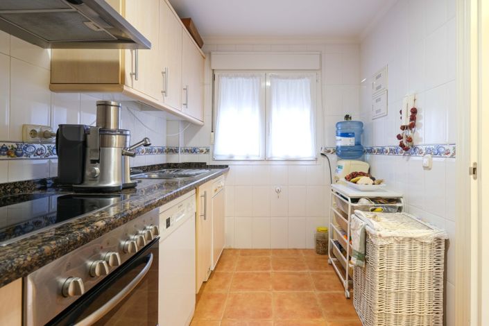 Image No.11-Jumelé de 2 chambres à vendre à Estepona