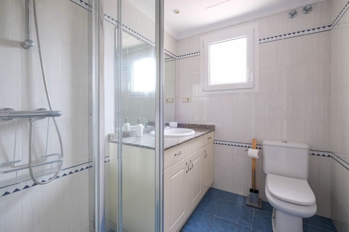 Image No.13-Jumelé de 2 chambres à vendre à Estepona