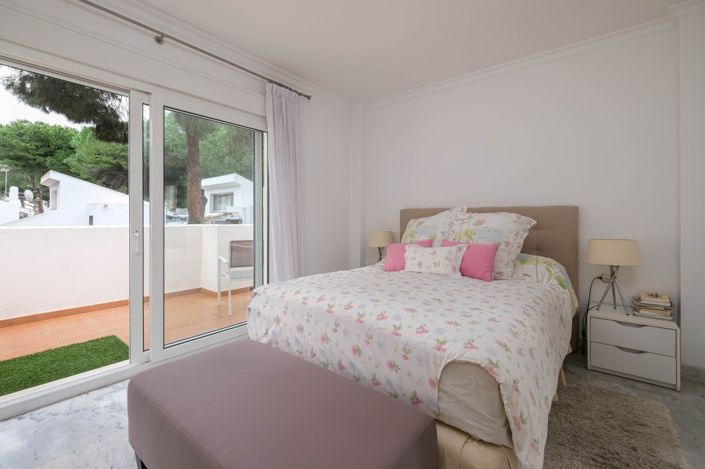 Image No.15-Jumelé de 2 chambres à vendre à Estepona