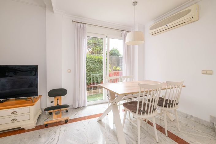 Image No.3-Jumelé de 2 chambres à vendre à Estepona