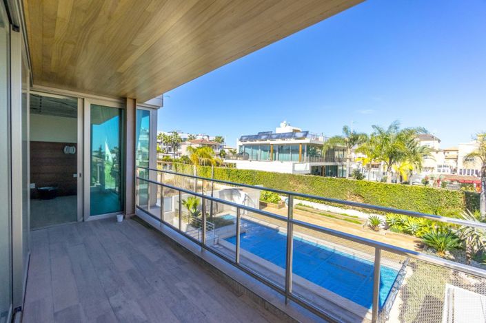 Image No.17-3 Bed Villa for sale