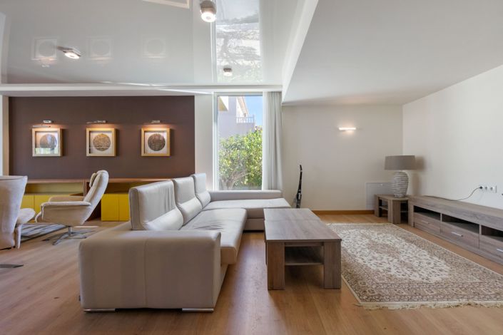 Image No.6-3 Bed Villa for sale