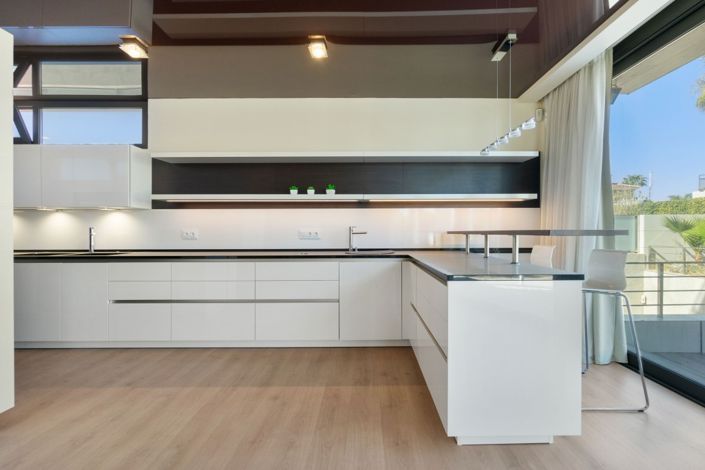 Image No.7-3 Bed Villa for sale