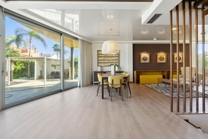 Image No.8-3 Bed Villa for sale