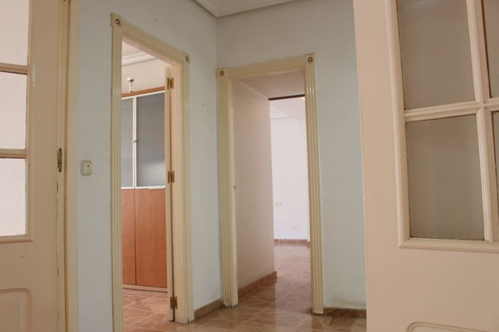 Image No.10-5 Bed Apartment for sale