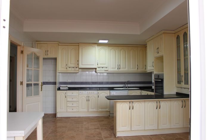 Image No.33-5 Bed Apartment for sale