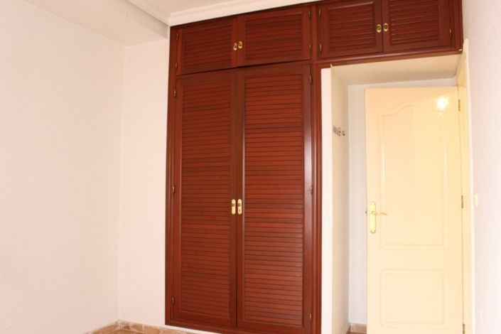 Image No.36-5 Bed Apartment for sale