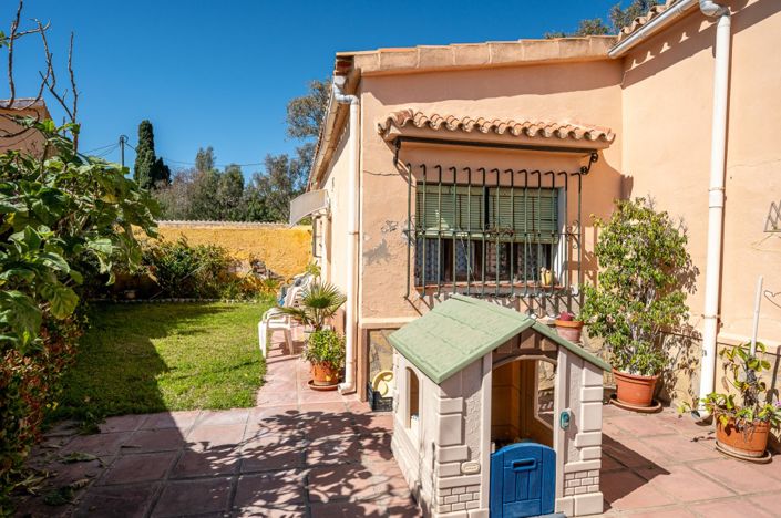 Image No.29-4 Bed Villa for sale