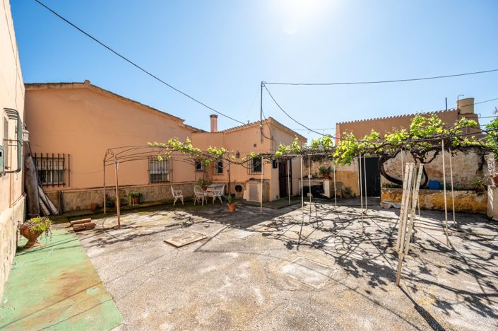 Image No.31-4 Bed Villa for sale