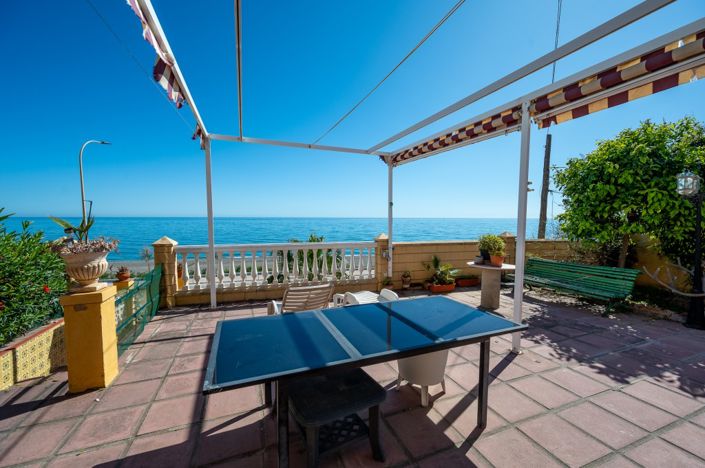 Image No.4-4 Bed Villa for sale