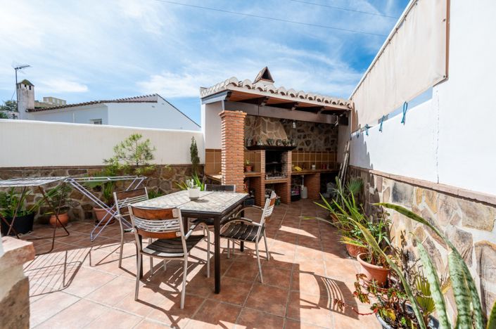 Image No.13-Jumelé de 4 chambres à vendre à Nerja