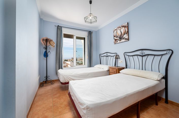 Image No.15-Jumelé de 4 chambres à vendre à Nerja