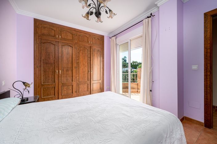 Image No.18-Jumelé de 4 chambres à vendre à Nerja