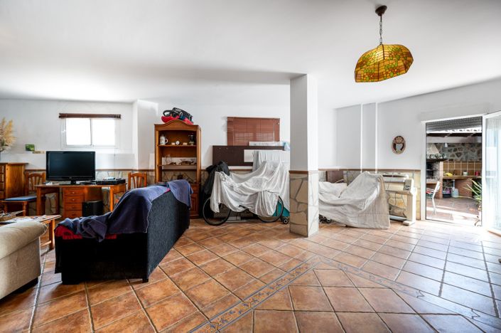 Image No.26-Jumelé de 4 chambres à vendre à Nerja