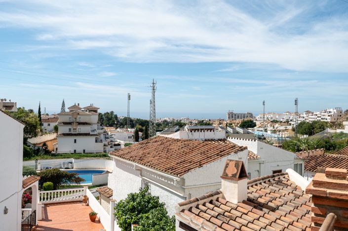 Image No.3-Jumelé de 4 chambres à vendre à Nerja
