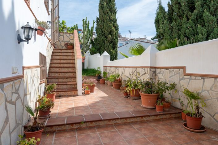 Image No.32-Jumelé de 4 chambres à vendre à Nerja