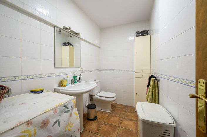 Image No.34-Jumelé de 4 chambres à vendre à Nerja