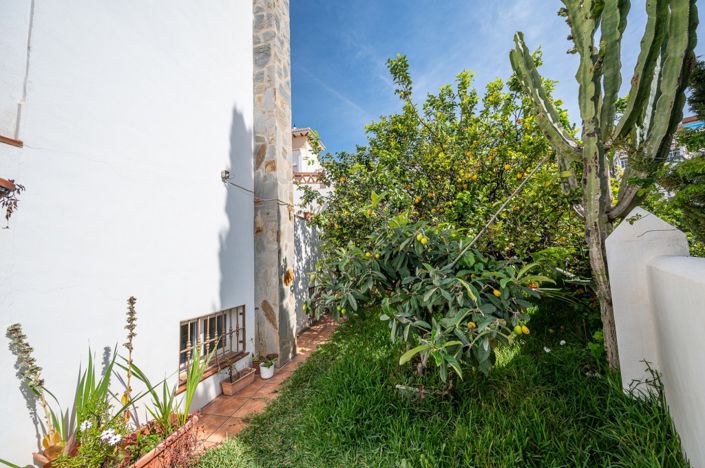 Image No.40-Jumelé de 4 chambres à vendre à Nerja