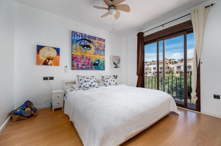 Image No.13-3 Bed Semi-Detached for sale