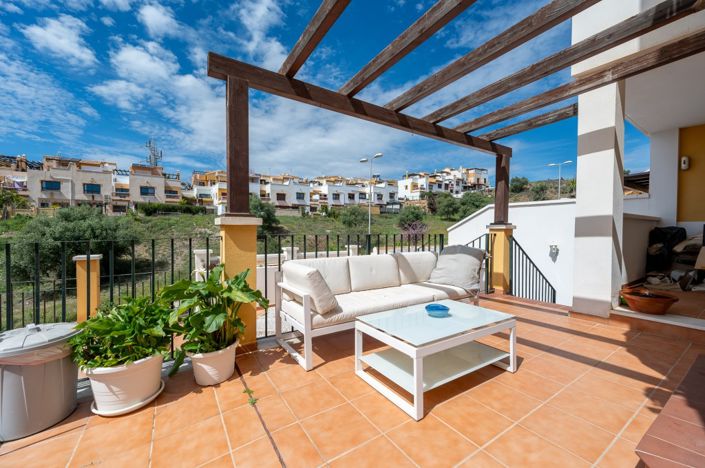 Image No.23-3 Bed Semi-Detached for sale