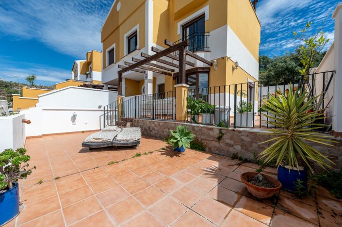 Image No.27-3 Bed Semi-Detached for sale