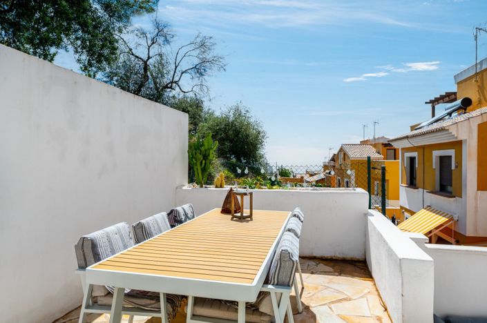 Image No.3-3 Bed Semi-Detached for sale