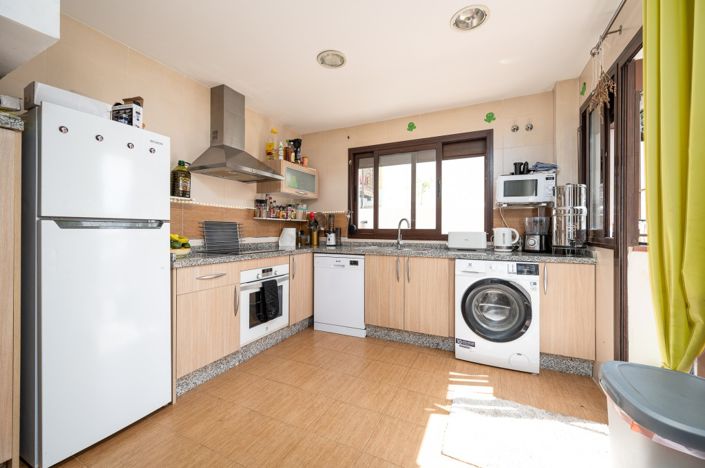 Image No.7-3 Bed Semi-Detached for sale