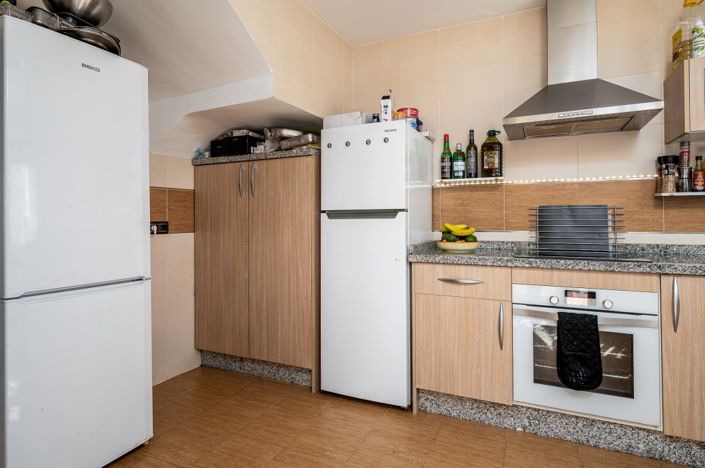 Image No.8-3 Bed Semi-Detached for sale