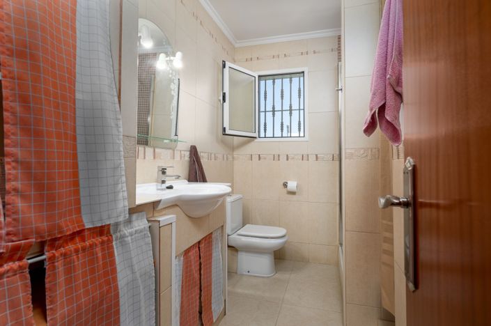 Image No.14-3 Bed Villa for sale