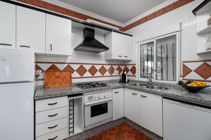 Image No.16-3 Bed Villa for sale