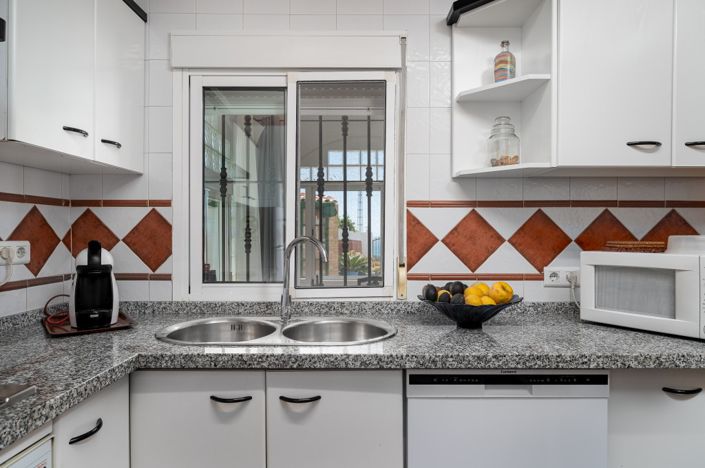 Image No.17-3 Bed Villa for sale