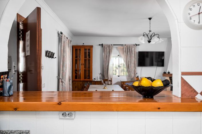 Image No.18-3 Bed Villa for sale