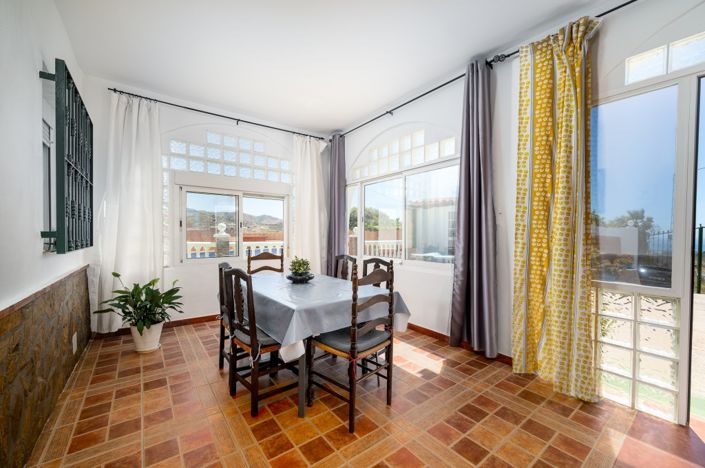 Image No.27-3 Bed Villa for sale