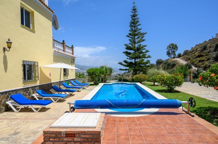 Image No.3-4 Bed Villa for sale