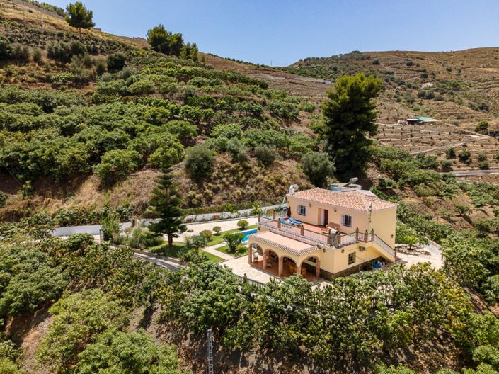 Image No.4-4 Bed Villa for sale