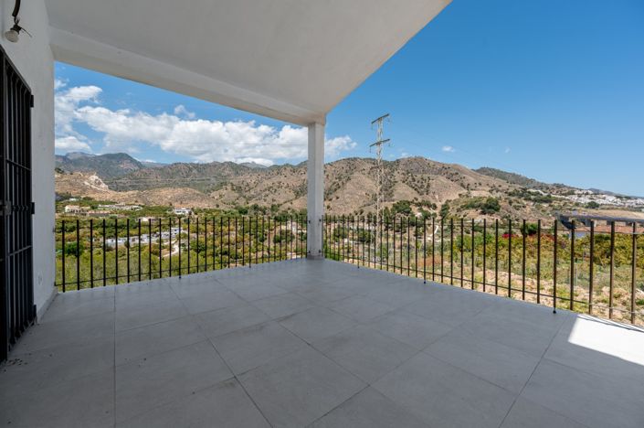 Image No.25-3 Bed Villa for sale