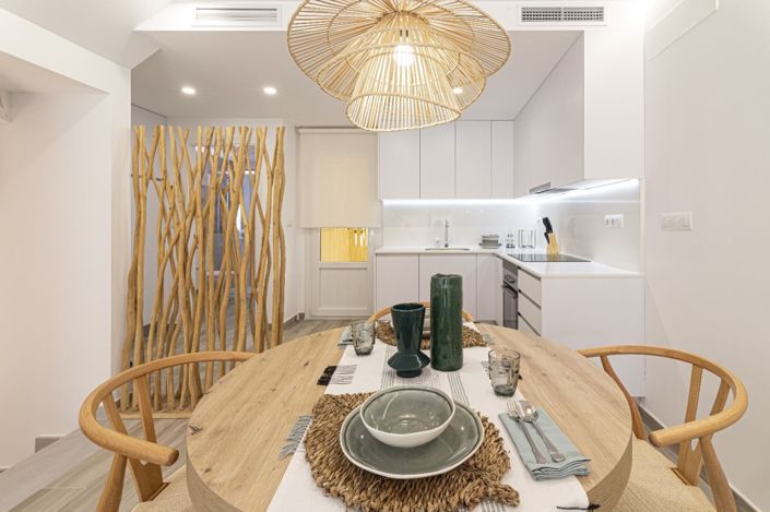 Image No.14-2 Bed Townhouse for sale