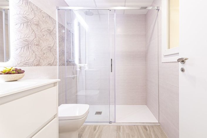 Image No.20-2 Bed Townhouse for sale