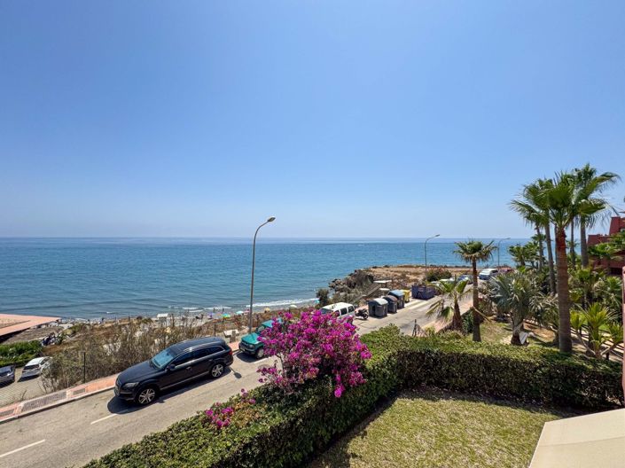 Image No.21-3 Bed Property for sale