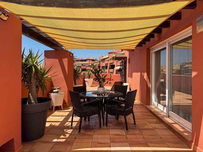 Image No.7-3 Bed Property for sale