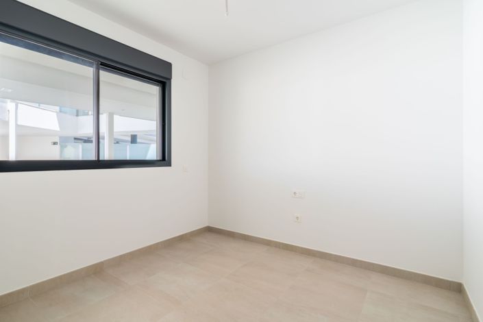 Image No.3-Appartement de 2 chambres à vendre à Fuengirola