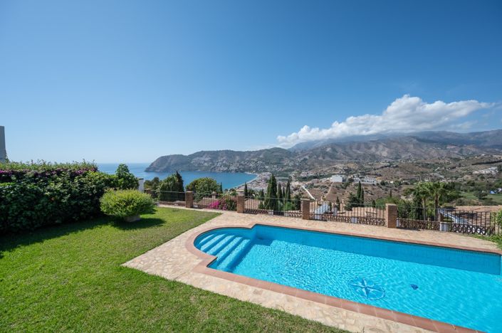 Image No.11-Villa de 6 chambres à vendre à Almuñécar