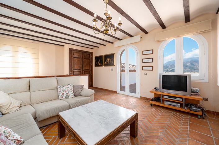 Image No.12-Villa de 6 chambres à vendre à Almuñécar