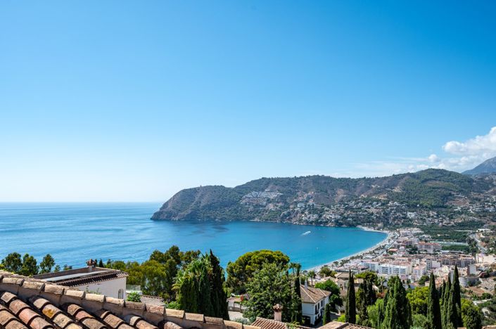 Image No.6-Villa de 6 chambres à vendre à Almuñécar